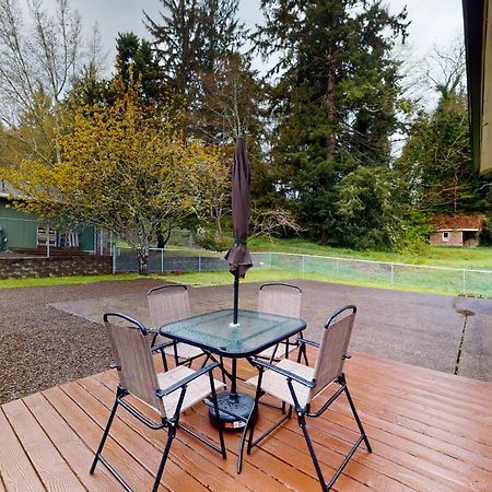 By The River Nehalem Exterior photo