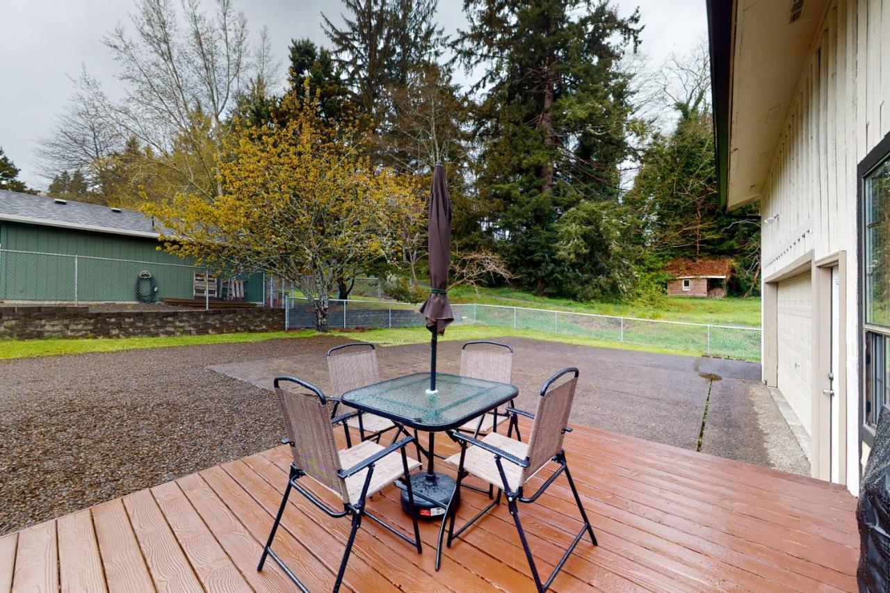 By The River Nehalem Exterior photo